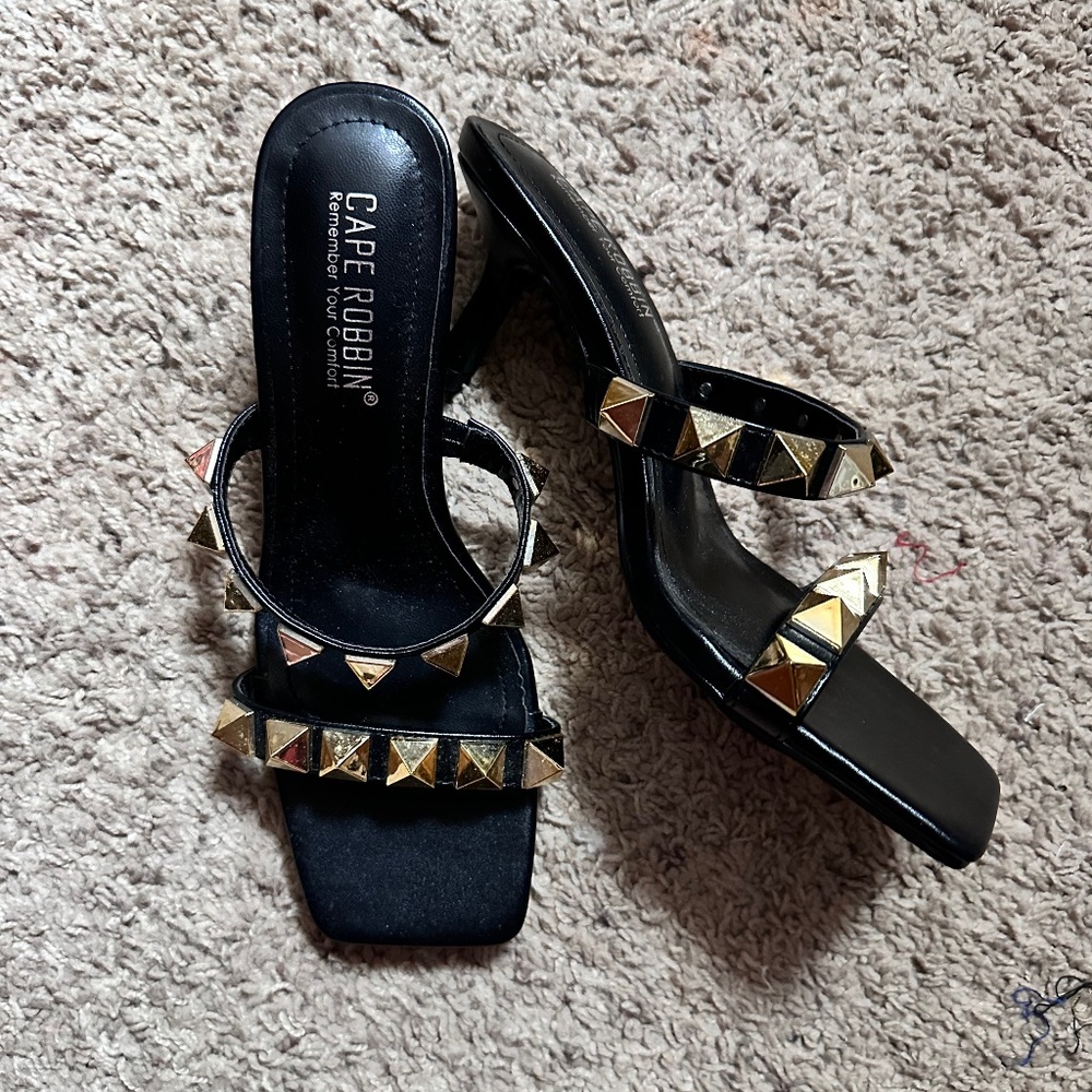 Vici Gold Studded heels shoes